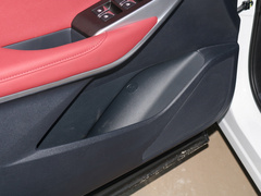 2021款 2.0T 自动领航型