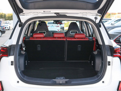 2021款 2.0T 自动领航型