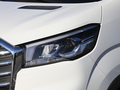 2020款 2.0T AMT运杰版前驱后单胎短轴中顶6座