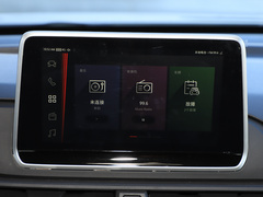 2020款 2.0T AMT运杰版前驱后单胎短轴中顶6座