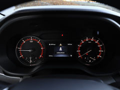 2020款 2.0T AMT运杰版前驱后单胎短轴中顶6座