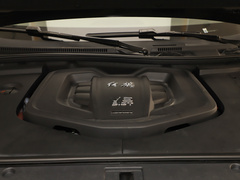2021款 3.0T 自动四驱智联旗畅版