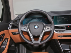 2021款 320i 运动套装