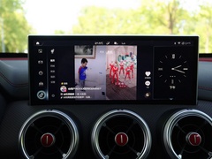 2021款 1.5T 两驱潮先锋