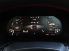 2021款 1.5T 两驱潮先锋