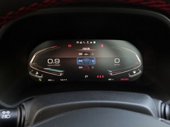 2021款 1.5T 两驱潮先锋
