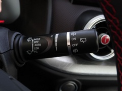 2021款 1.5T 两驱潮先锋