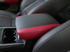 2021款 1.5T 两驱潮先锋