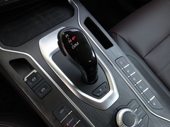 2021款 1.5T 两驱潮先锋
