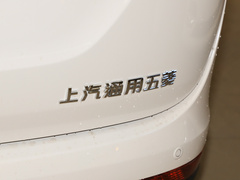 2021款 1.5L 手动时尚型 7座