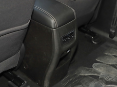2021款 1.5L 手动时尚型 7座