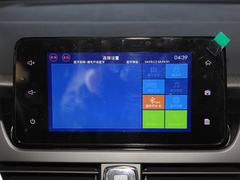 2021款 1.5L 手动时尚型 7座