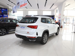 2020款 1.5T 手动影趣版 5座