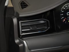 2020款 1.5T 手动影趣版 5座