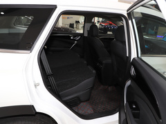 2020款 1.5T 手动影趣版 5座