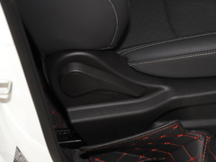 2020款 1.5T 手动影趣版 5座
