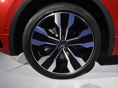 2021款 330TSI 两驱旗舰版