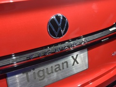 2021款 330TSI 两驱旗舰版