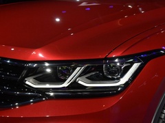 2021款 330TSI 两驱旗舰版