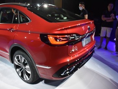 2021款 330TSI 两驱旗舰版