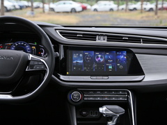 2021款 1.6T 自动质越版