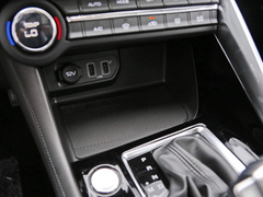 2021款 1.6T 自动质越版