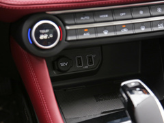 2021款 PRO 1.6T 自动荣耀版