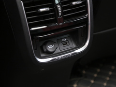 2021款 PRO 1.6T 自动荣耀版