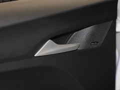 2021款 1.5T 手动舒适型 全球车周年纪念版 6座 