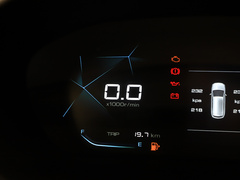2021款 1.5T 手动舒适型 全球车周年纪念版 6座 