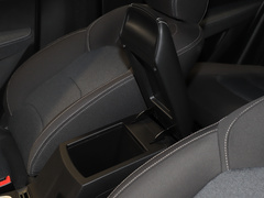 2021款 1.5T 手动舒适型 全球车周年纪念版 6座 