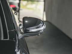 2020款 AMG GLC 63 4MATIC+  轿跑SUV
