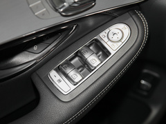 2020款 AMG GLC 63 4MATIC+  轿跑SUV