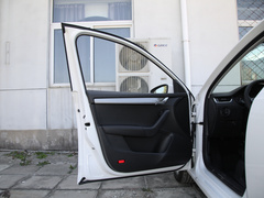 2020款 1.5L 自动智行舒适版