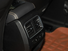 2021款 2.0T 四驱极智性能版