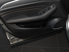 2021款 2.0T 四驱极智性能版