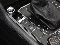 2021款 330TSI 四驱旗舰版