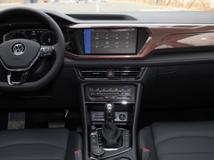 2021款 330TSI 四驱旗舰版