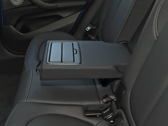 2021款 sDrive20i M越野套装