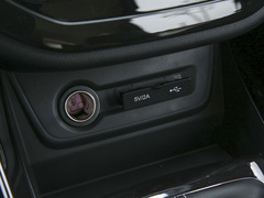 2021款 1.5T 手动豪华型 全球车周年纪念版 7座 