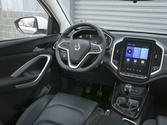 2021款 1.5T 手动豪华型 全球车周年纪念版 7座 