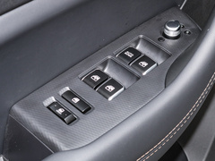 2021款 1.5T 手动精英型 7座