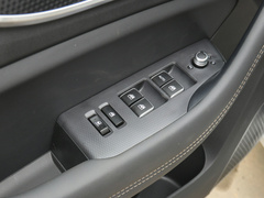 2021款 1.5T 手动豪华型 7座