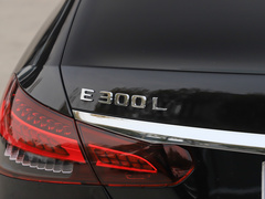 2021款 E 300 L 运动时尚型