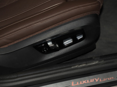 2021款 530Li 领先型 豪华套装