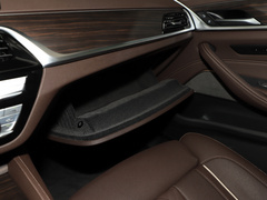 2021款 530Li 领先型 豪华套装