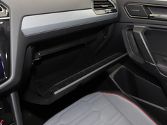 2021款 380TSI 四驱尊崇旗舰版