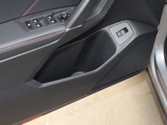2021款 380TSI 四驱尊崇旗舰版
