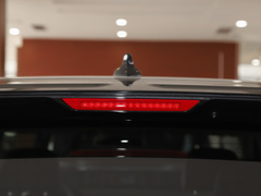 2022款 2.0T DCT两驱智联旗享版 五座