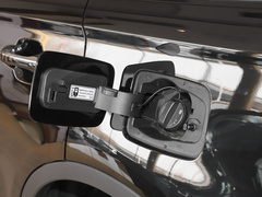 2022款 2.0T DCT两驱智联旗享版 五座